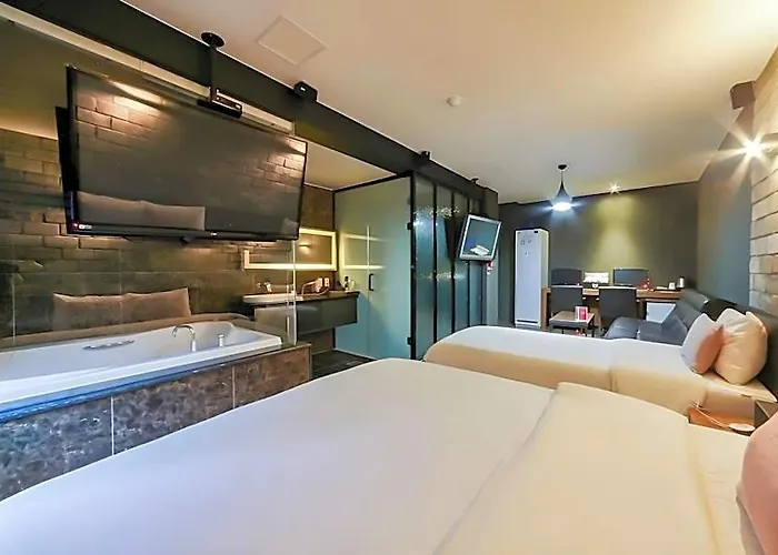 Haeundae Gary Cooper Hotel 2*